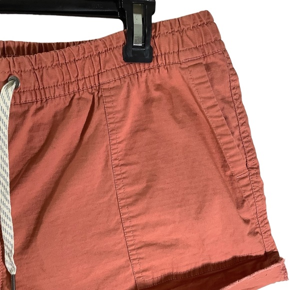 Vuori Vintage Ripstop Short in Stoneware - Picture 2 of 6